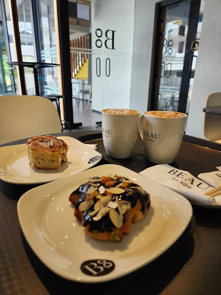 BEAU Coffee — artisan coffee and warm café atmosphere
